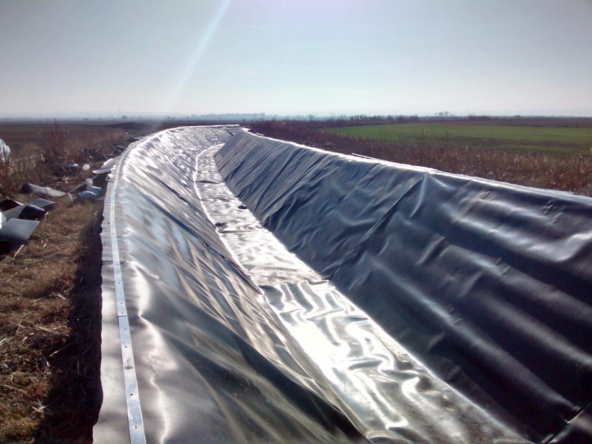 Instalación de lámina PEAD